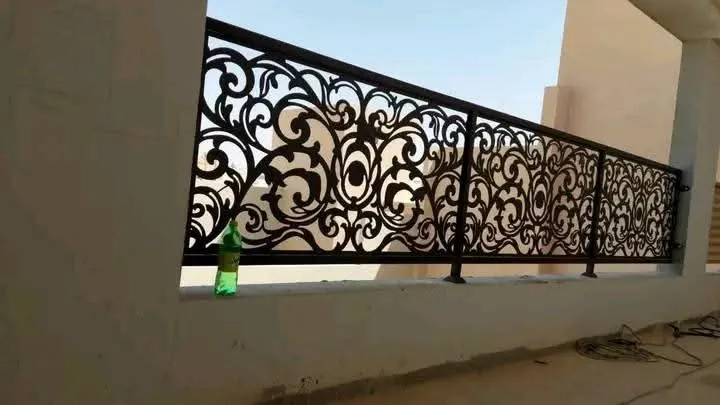 تركيب سواتر شرائح حديد بالرياض