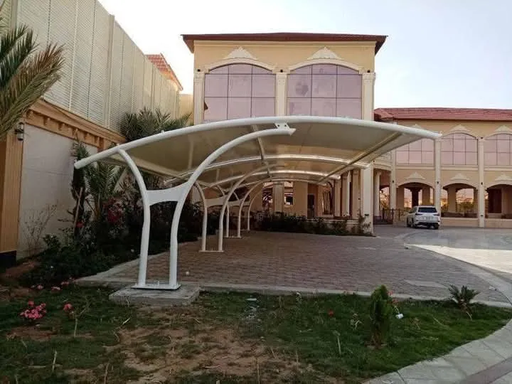 مظلات سيارات داخلية للأحواش
